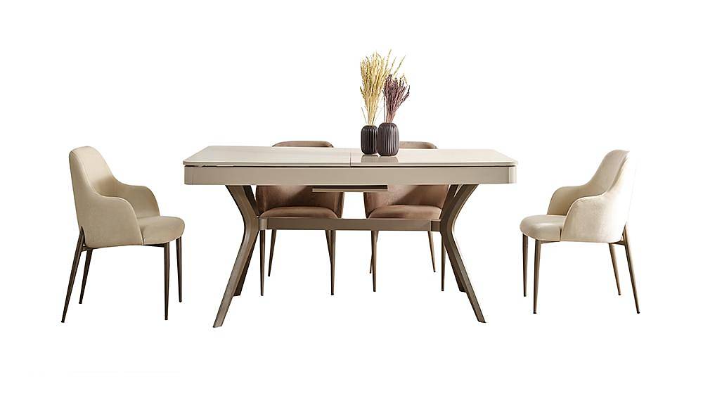 Claria Dining Room