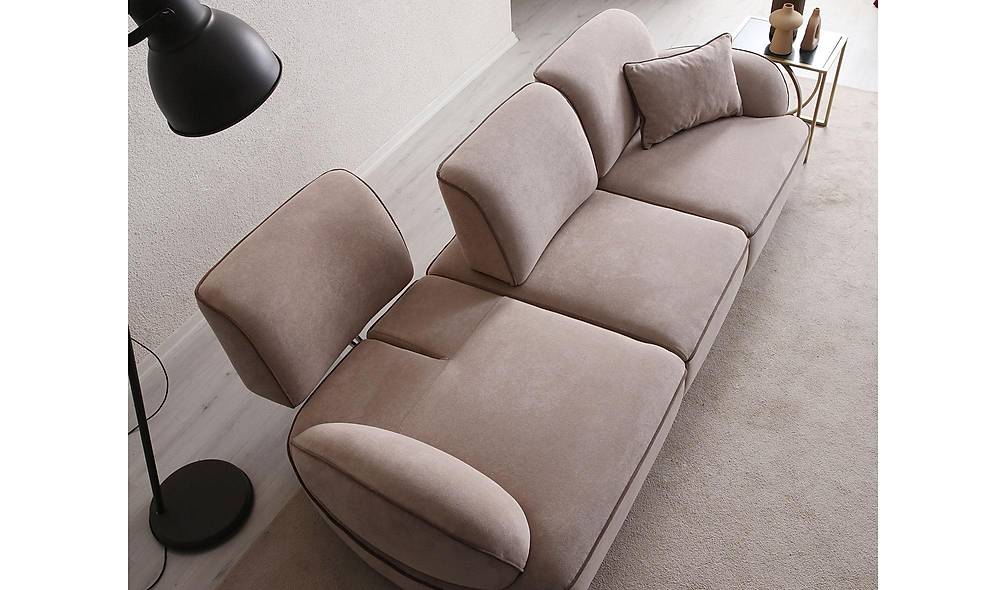 Lavin Sofa Set