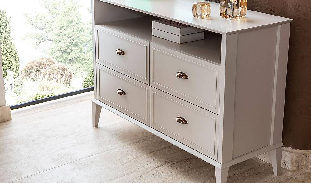Helena Dresser