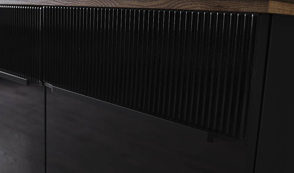Larina Black Console