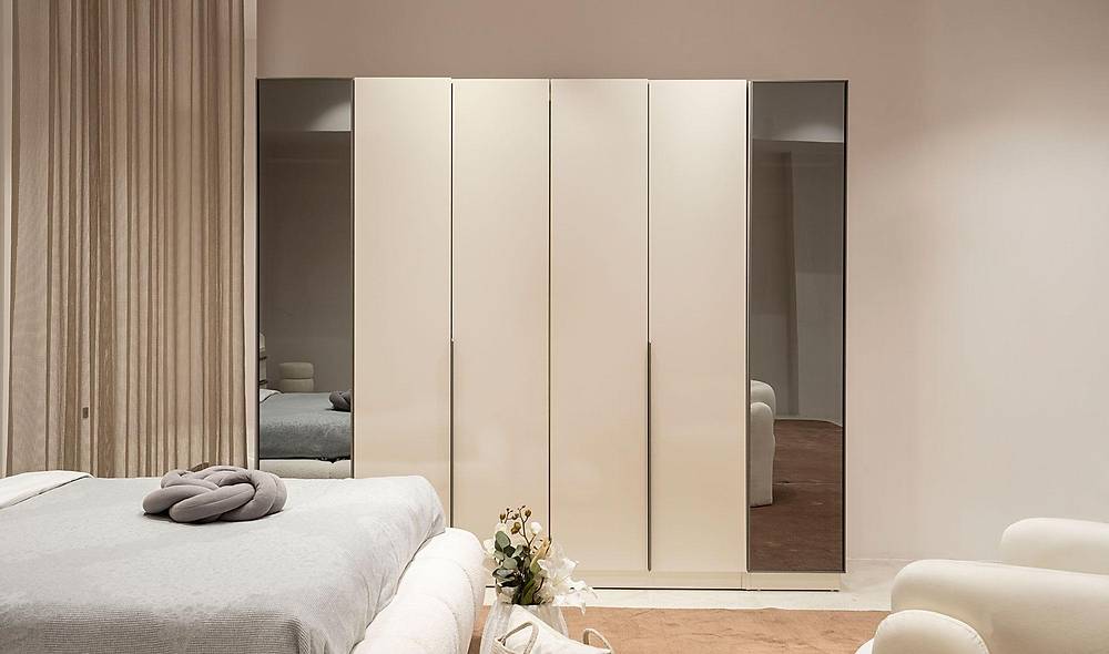 Neovix Wardrobe - 6 Door