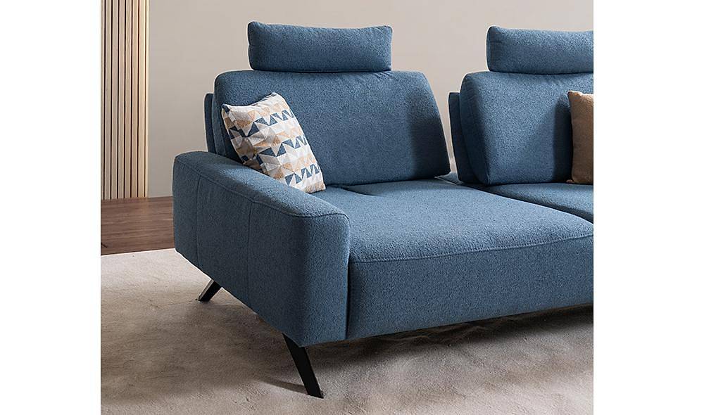 Manetti Sofa Set