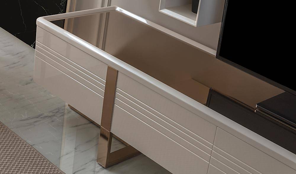 Reform Tv Unit
