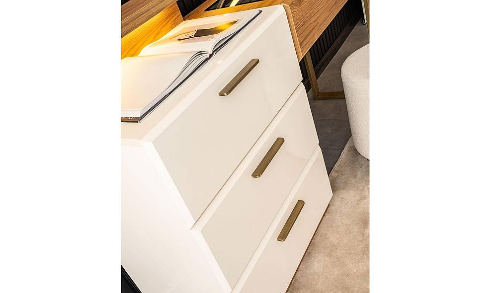 Montego Dresser