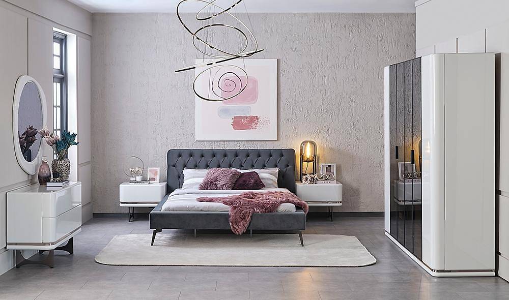 Verde Bedroom