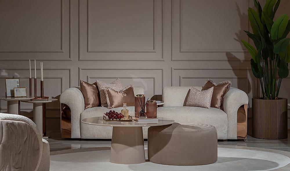 Radius Sofa Set