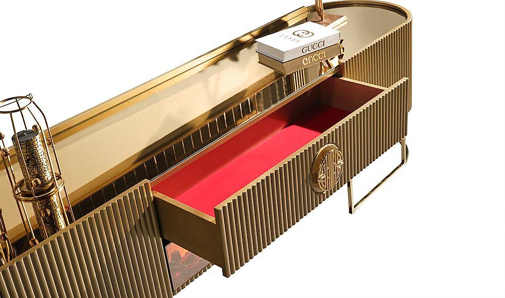 Crown Dining Room - Gold