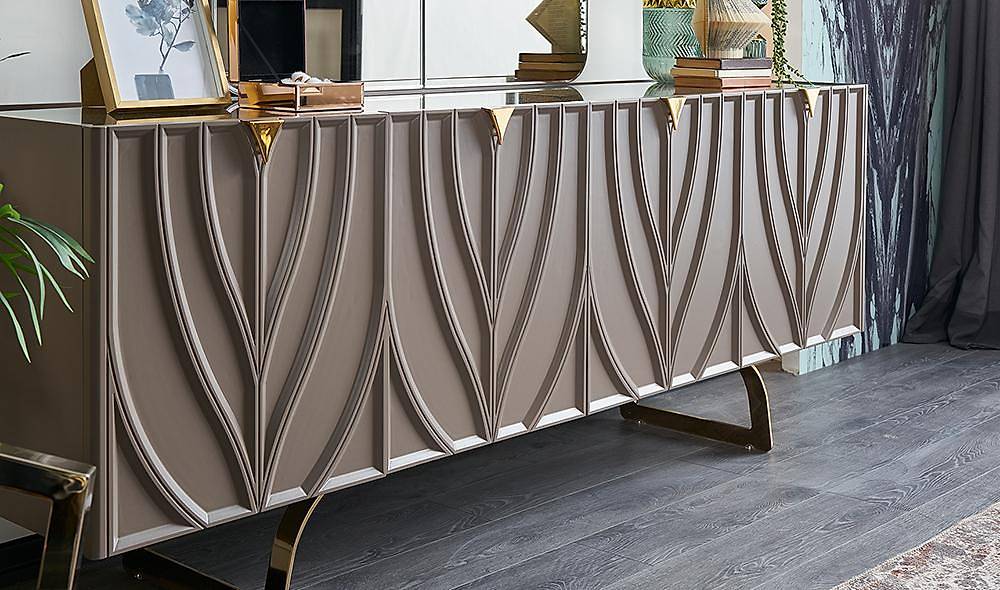 Hilton Console