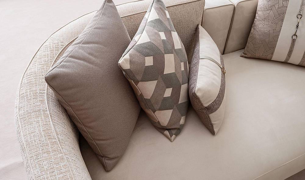 Alicent Sofa