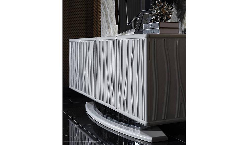 Voga Luxury Dining Room
