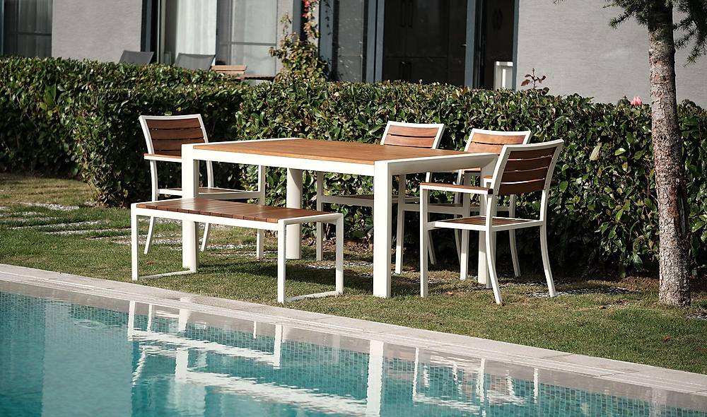 Everest Garden Table Set