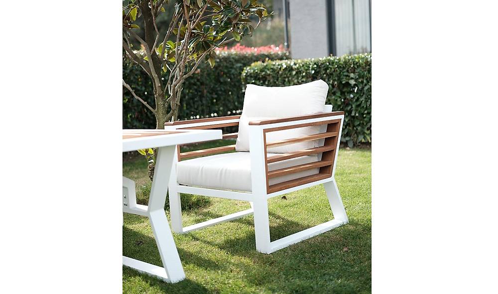 Nandy Garden Sofa Set