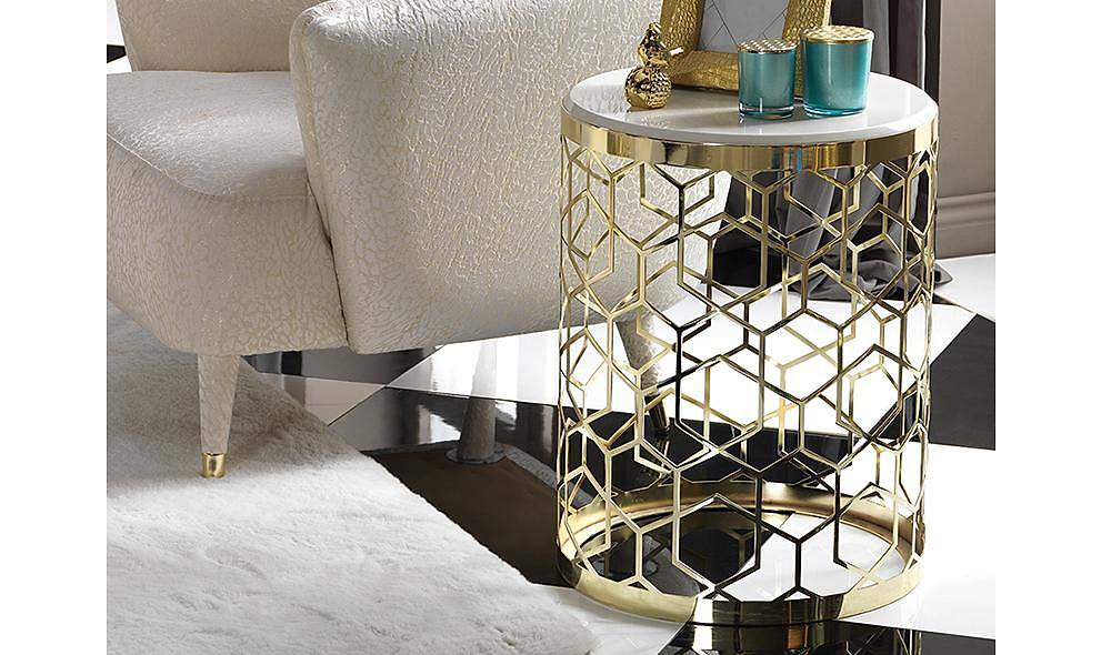 Bahama Nesting Table