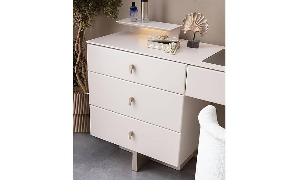 Dany Dresser