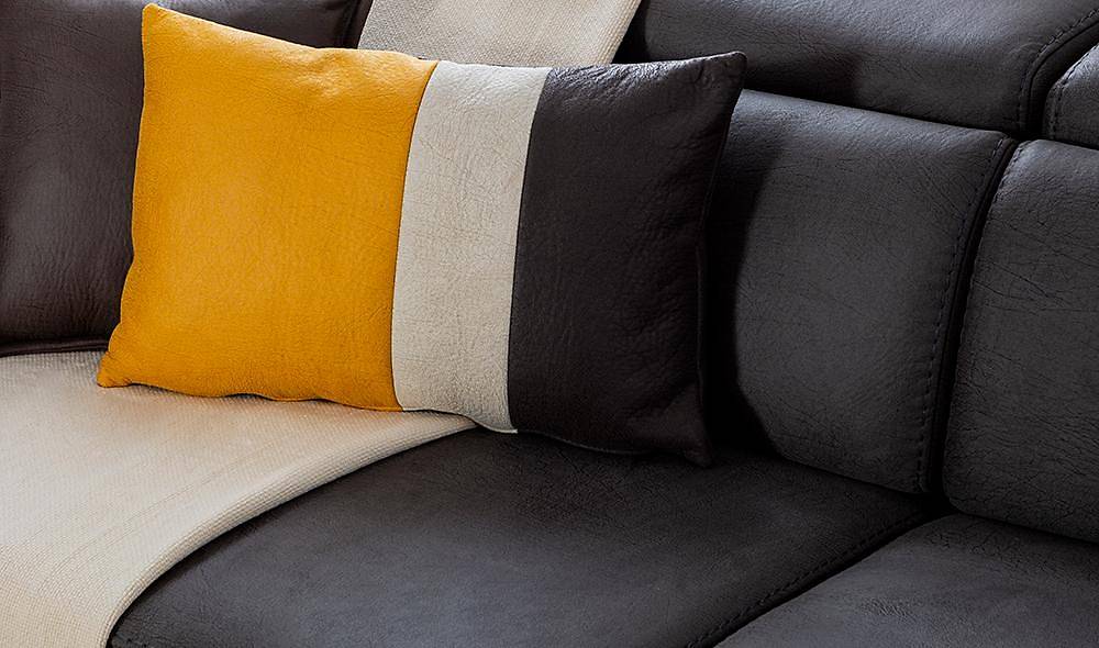 Alesta Sofa Set With Motor