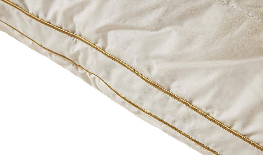 Yatsan Maison Wool Touch Wool Pillow
