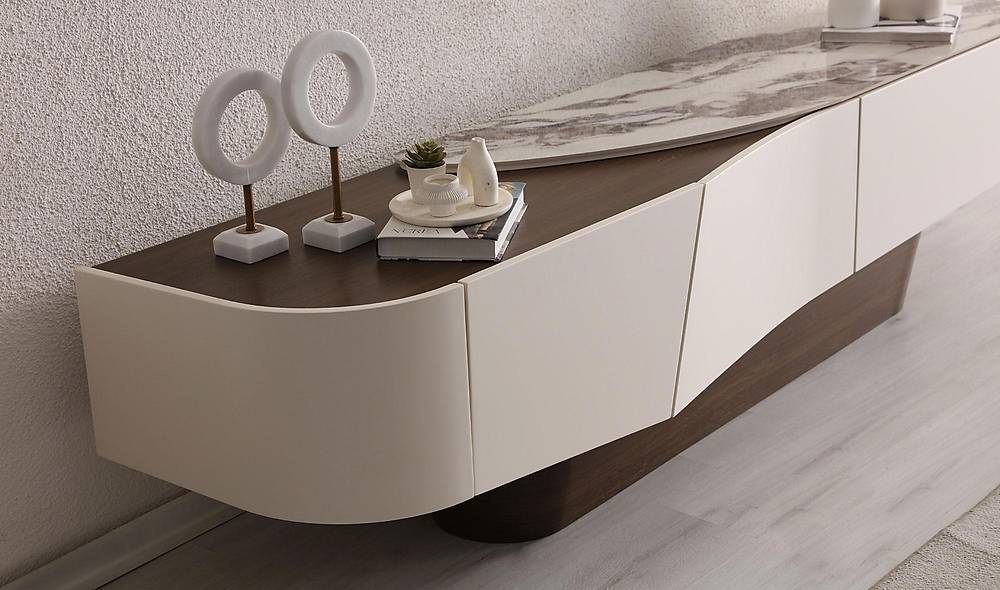 Elexa Dining Room