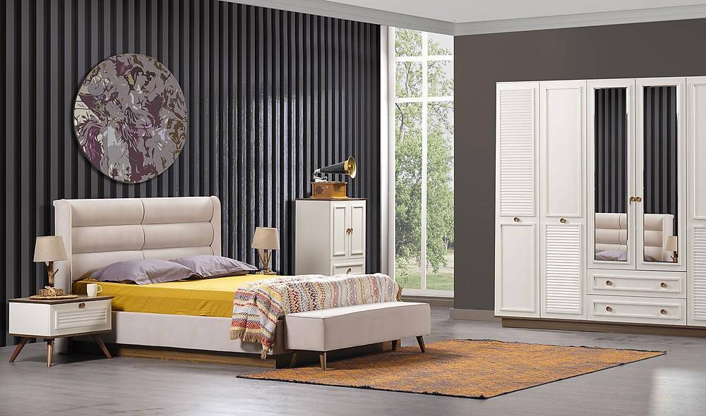 Viola Bedroom