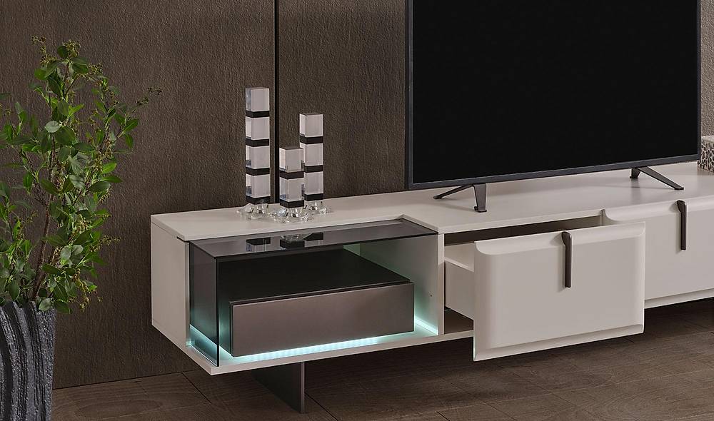 Tinase Dining Room