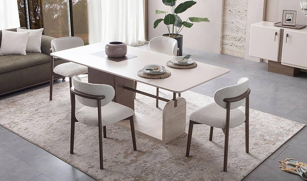 Lacy Dining Room
