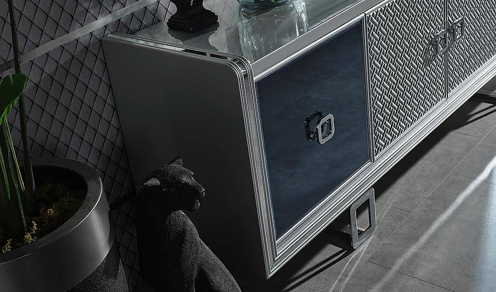 Tiana Console - Silver