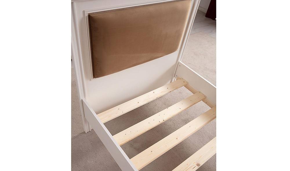 Zenio Bedstead and Headboard