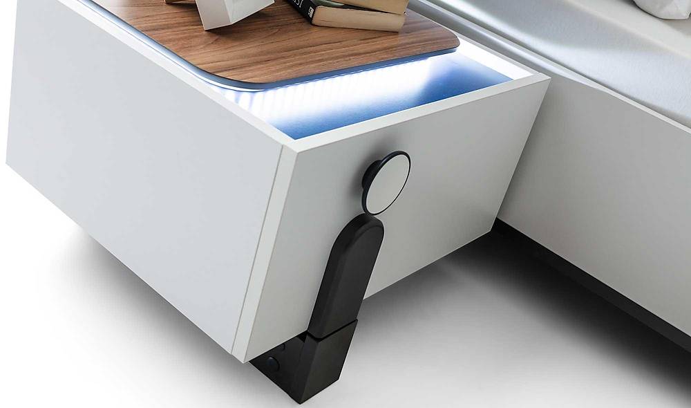 Nept�n Bedstead and Headboard