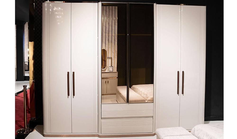 Kleopatra Bedroom