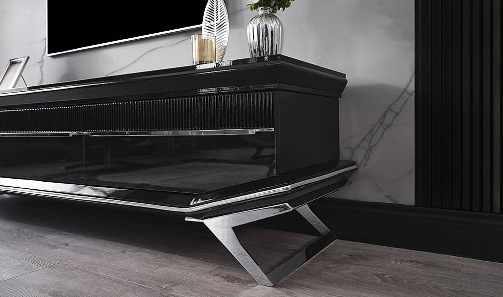 Clara Black Silver Dining Room