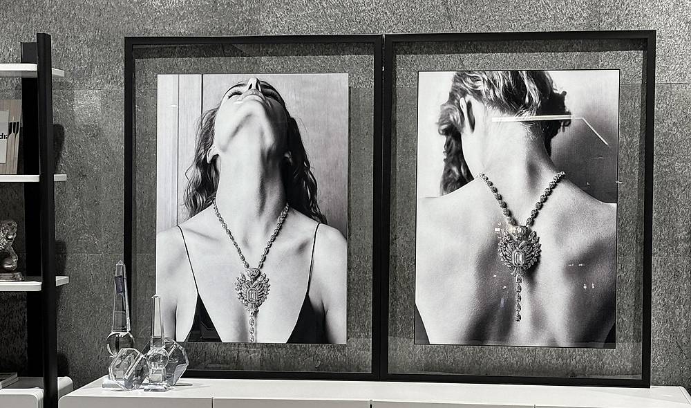 Nero Bianco Double Painting