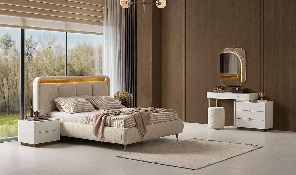 Lorena Bedroom