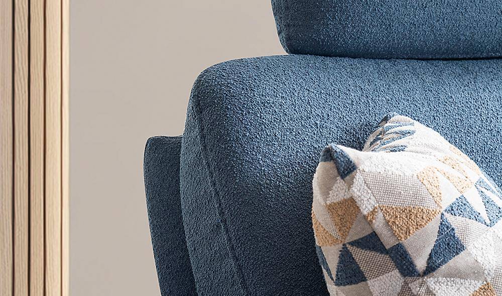 Manetti Sofa Set