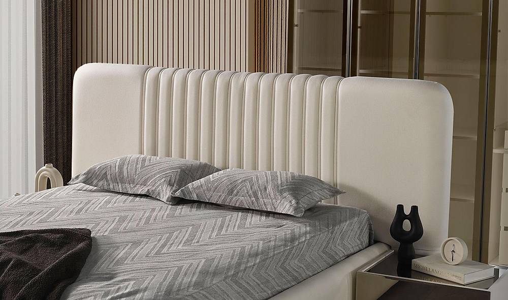 Cardiff Base Bedroom - 6 Door