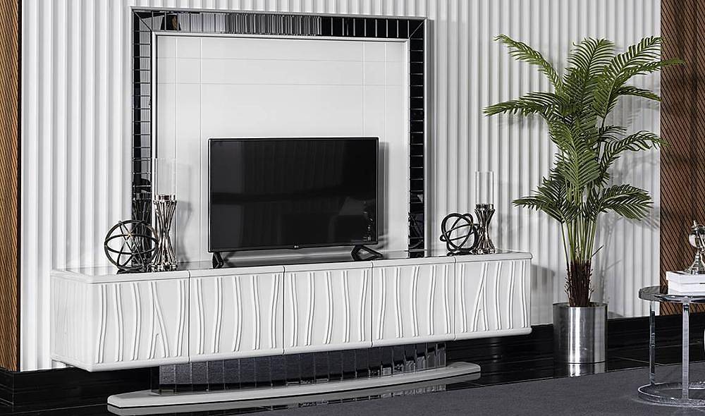 Voga Luxury Dining Room