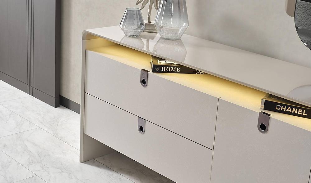 Mistral Dining Room
