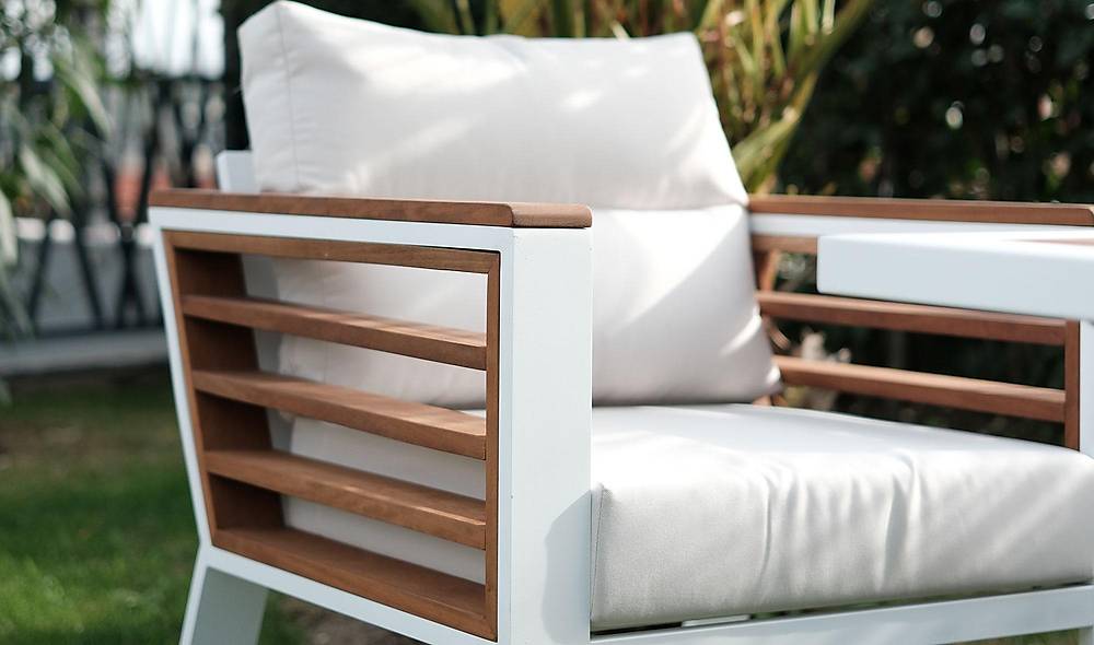 Nandy Garden Sofa Set