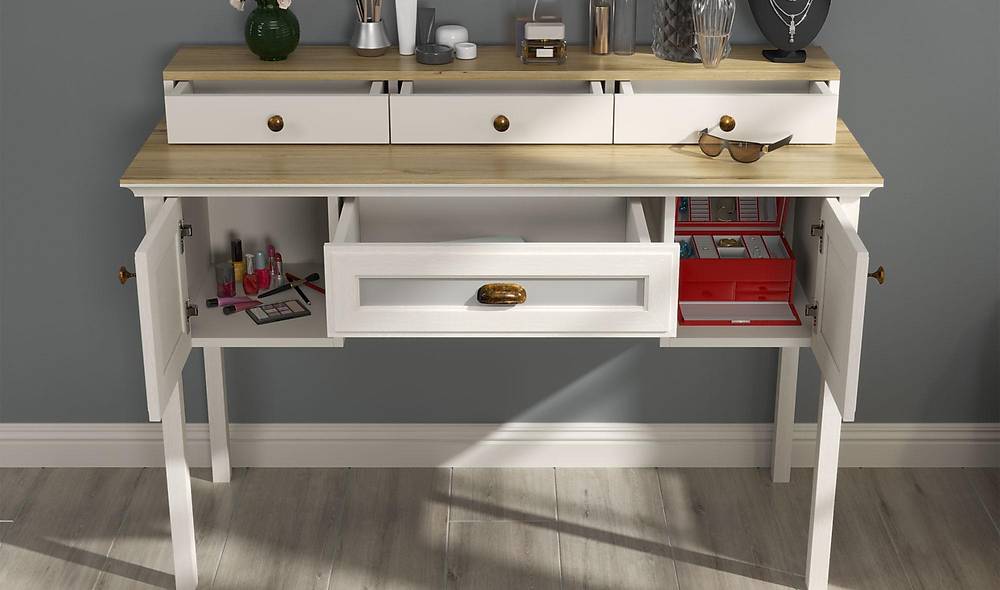 Astoria Make-Up Table