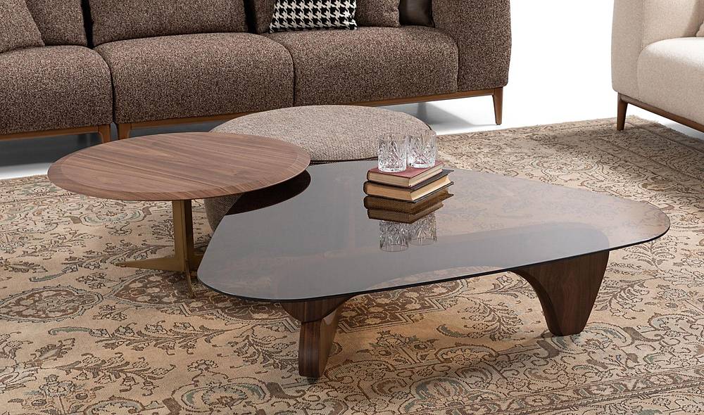 Selvare Sofa Set - Brown