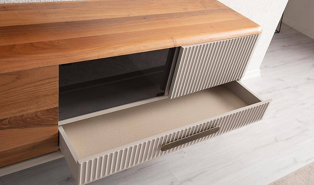 Briza Console