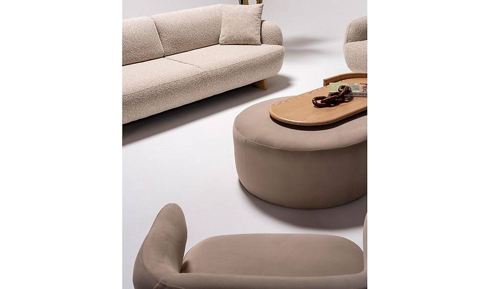 Mistia Coffee Table Set