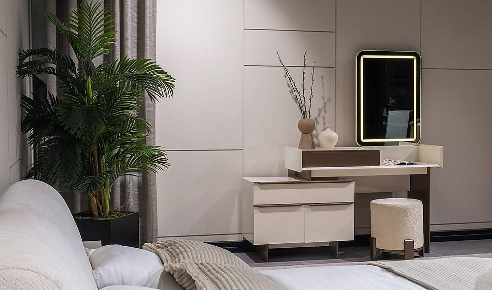 Minax Base Bedroom - 6 Door
