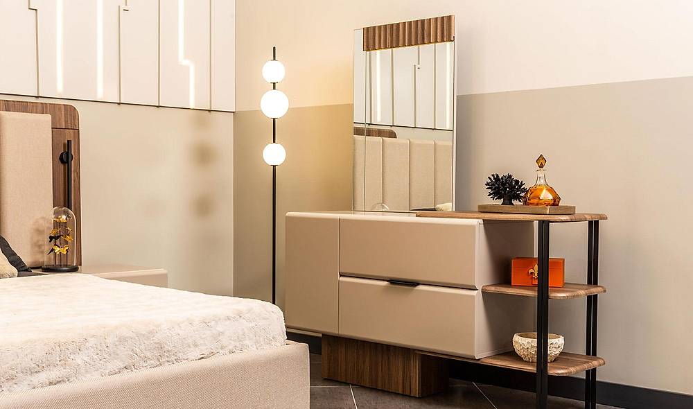 Valentina Base Bedroom