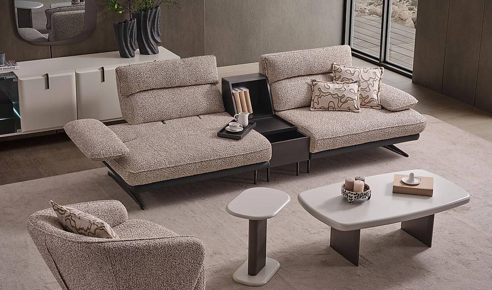 Tinase Sofa Set