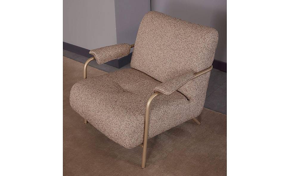 Nigozi Sofa Set