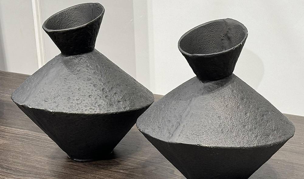 Black Metal Vase - 2 Pieces