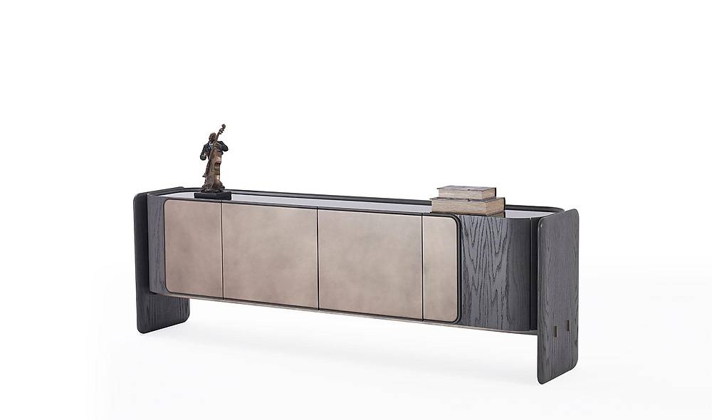 Mathilda Console