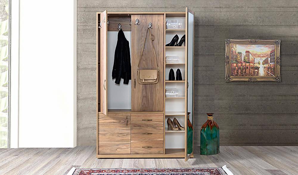 Kumru Coat Rack