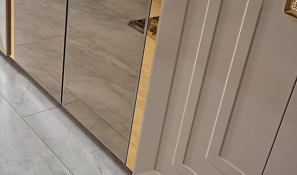 Canyon 6 Door Wardrobe - With Mirror