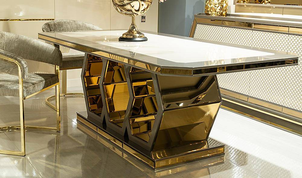 Vinci Dining Room
