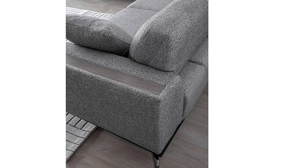 Blare Sofa